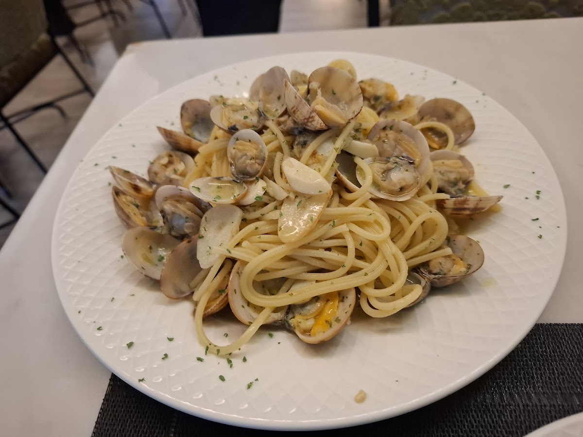 La Nuova Pasteleria Photos 2